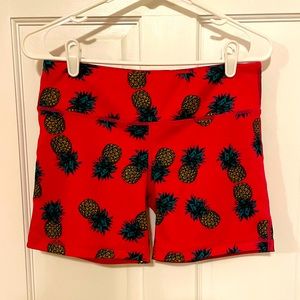 IAB MFG No Ride Size Medium Pineapple Shorts